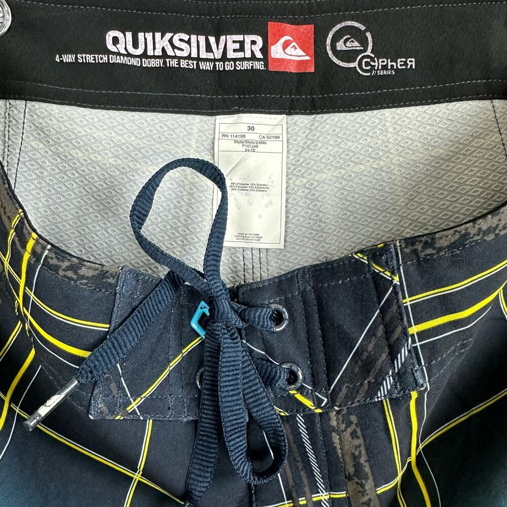Quiksilver Men’s 30 Cypher Wonderland Board Shorts Stretch Cargo Plaid - Picture 3 of 11